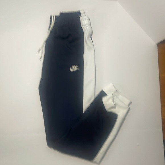 Nike Track Pants - Picture 3 of 6